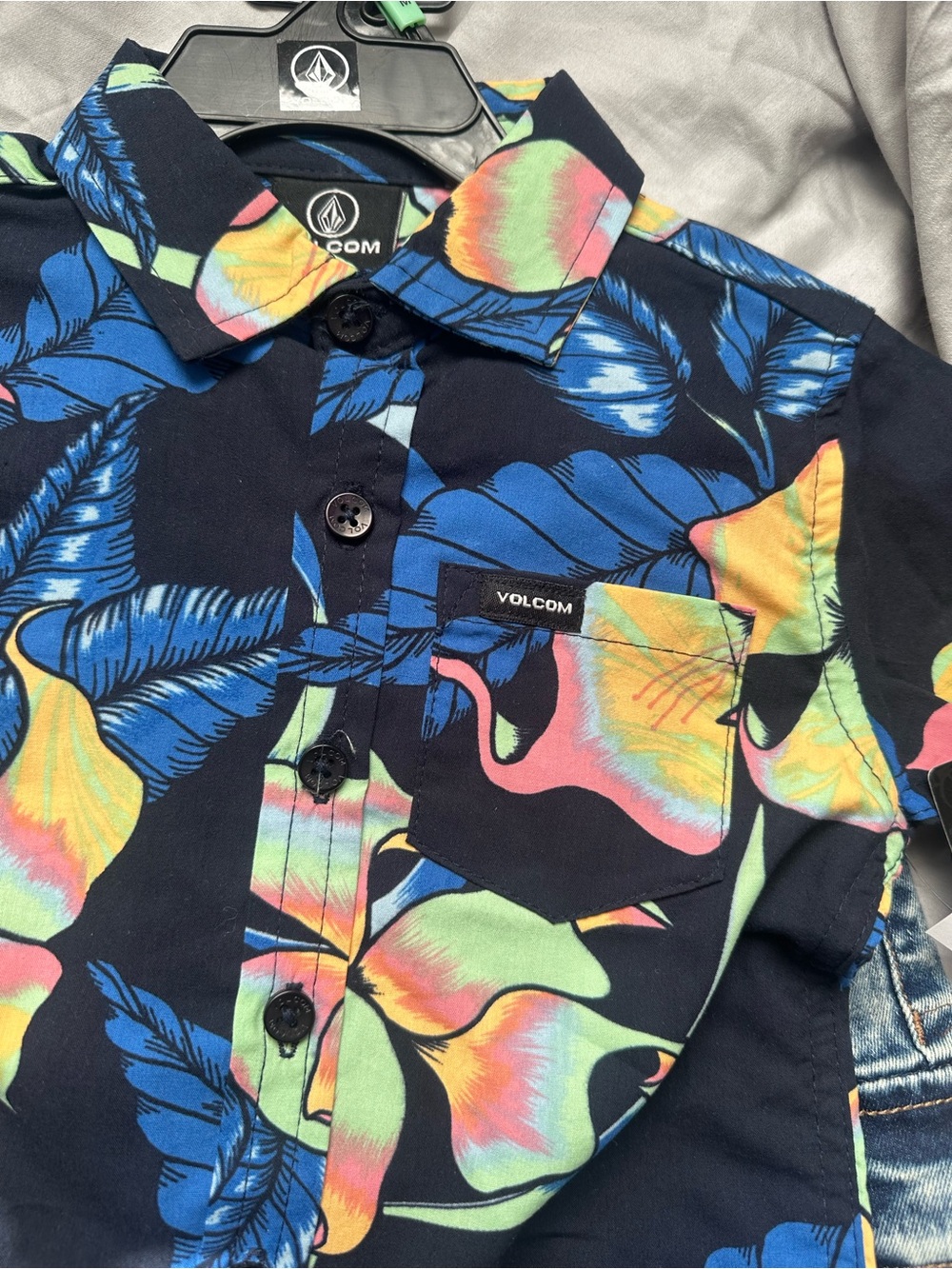 Boys 18M clothing bundle - Picture 3 of 10